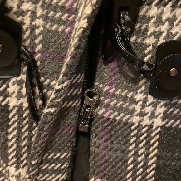 Nine West Plaid Coat - Picture 7 of 8